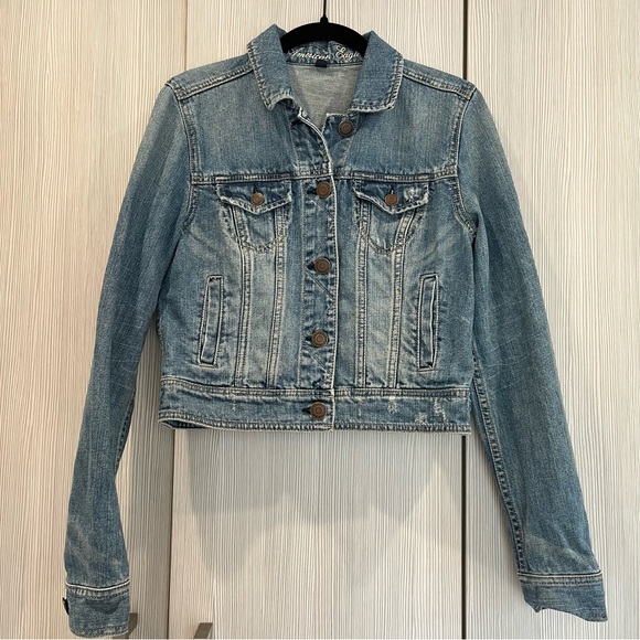 American Eagle | Cropped Denim Jacket | Women's Size Medium - Picture 2 of 10